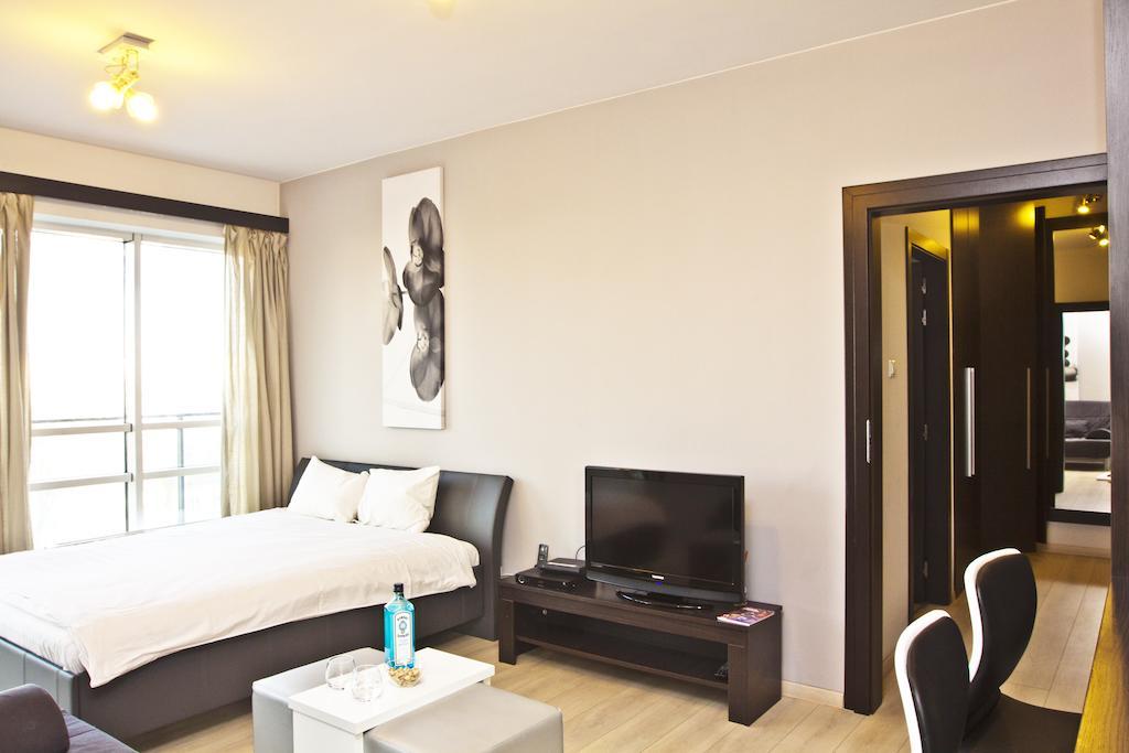 Luxury Two-Bedroom Apartment,247999353:JPEG